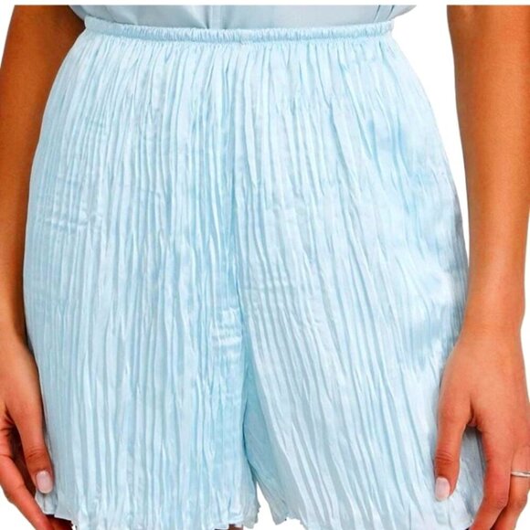 VINCE Blue Crushed Pleat Shorts - size 00 NWT - Picture 3 of 8